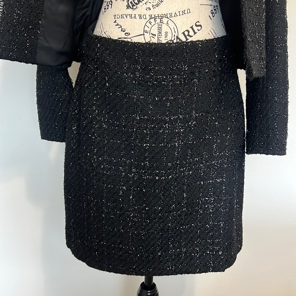 Hobbs London black skirt with shimmer